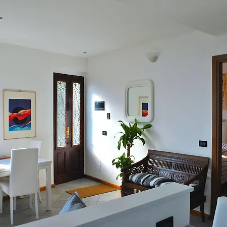 Palm Bay Garden * Sala Comacina